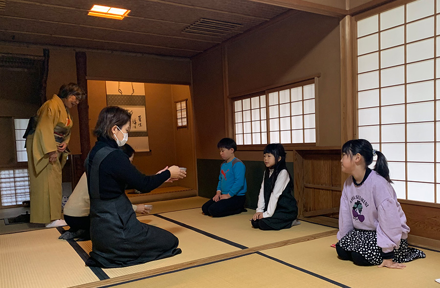 令和７年度 冬の子ども茶道教室（表千家）※親子参加【募集】